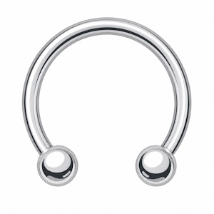 Hufeisen Piercing – Circular Barbell für Schamlippenpiercing